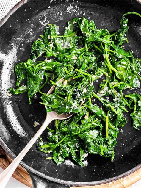 “Get Your Green On: 10 Creative Ways to Incorporate Spinach into Your