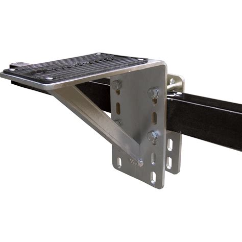 The towing of a boat or boat trailer 114 inches to 120 inches in width may take place only during daytime. Ultra-Tow Universal Aluminum Trailer Step, Model# FTF-01ATS | Northern Tool + Equipment
