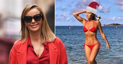 Amanda Holden Gives Elf On The Shelf Challenge A Twist With Bikini Pic Metro News