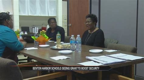 Forum Held As Benton Harbor Area Schools Apply For Grant