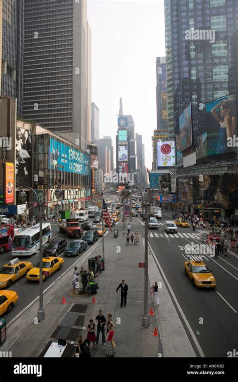 One Times Square Fotograf As E Im Genes De Alta Resoluci N Alamy