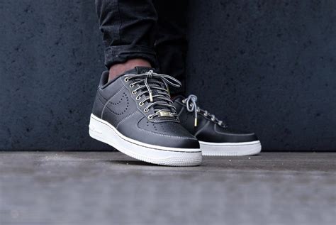 Current rumors have these releasing soon, so hopefully it will only be a matter of time before supreme's site ups their pairs along with a release date. Nike Air Force 1 '07 Lv8 WB Black/Black-Sail | Nike ...
