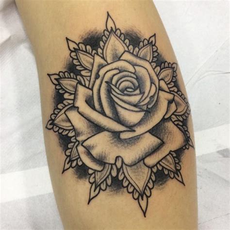 The butterfly tattoo has the same meanings as of dragonfly tattoo. 75+ Best Traditional Tattoos for Men and Women — Find ...