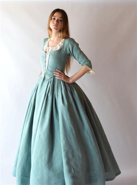 This 18th Century Dress Is The One You Need For Your Upcoming Events This Beautiful Cottagecore