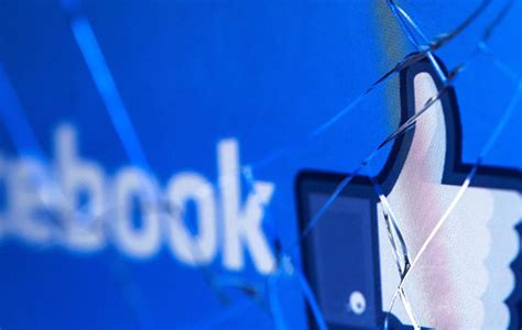 Ya hace un par de horas muchos usuarios de diferentes países reportaron en los foros oficiales y de terceros tener este problema con facebook, cuando trataban. Facebook explica por qué se cayó la red social - El Mañana ...