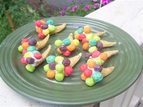 For a whimsical thanksgiving dessert and one the kids will surely love, turn to this recipe for turkey cookies. Cute Thanksgiving Desserts For Kids - Food.com