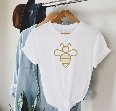 Bee T Shirt Honey Bee Outfit Save The Bees Shirt Loose Fit Etsy