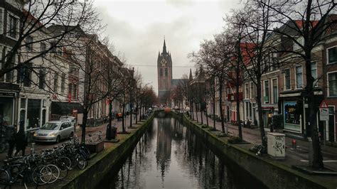 This webportal facilitates the delft3d open source community to come together to share knowledge, brainstorm on new features and build working relationships. Visions of Delft : Netherlands | Visions of Travel