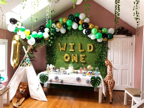 Next decor for baby shower for a boy baby. Alessio's "Wild One" Safari 1st Birthday party. | Jungle ...
