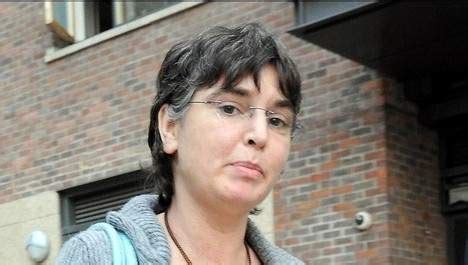 In a message on twitter, she thanked fellow muslims for their support. lekker zeiken: oma o connor.