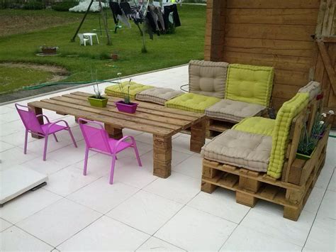 Envie de fabriquer un salon de jardin en palette ? tuto pour faire salon de jardin en palette
