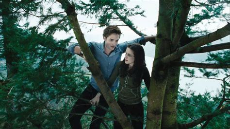 Bellaedward Twilight Trailer 3 Hq Edward And Bella Image 2556411 Fanpop