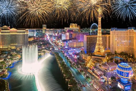 15 Best Places To Celebrate New Years Eve In 2023 Road Affair