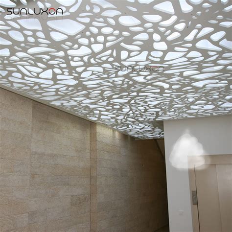 Perforated metal ceiling made from stainless steel, aluminium, copper or brass has high strength and stunning appearance. 2019 Hot Sale Perforated Metal Sheet Ceiling Board For Gym ...