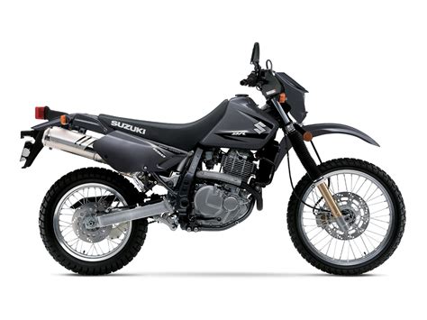 I did not plan to buy the suzuki gsx s150 but when i saw the bike at the showroom, i was totally blown away by the new styling. 2013 Suzuki DR650SE Review
