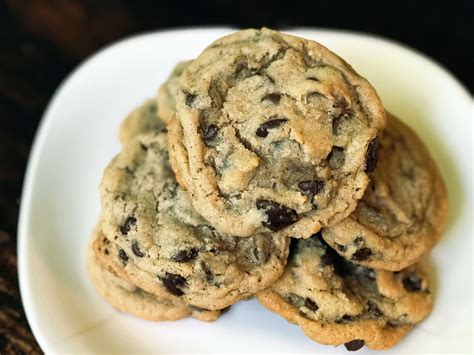 Heirloom Worthy Chewy Chocolate Chip Cookie Recipe Cookies Recipes