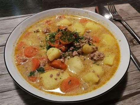 Hackfleisch Kartoffel Möhren