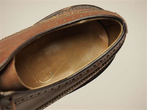British Walkers Vintage Leather V Cleat Wingtips 75 Gem