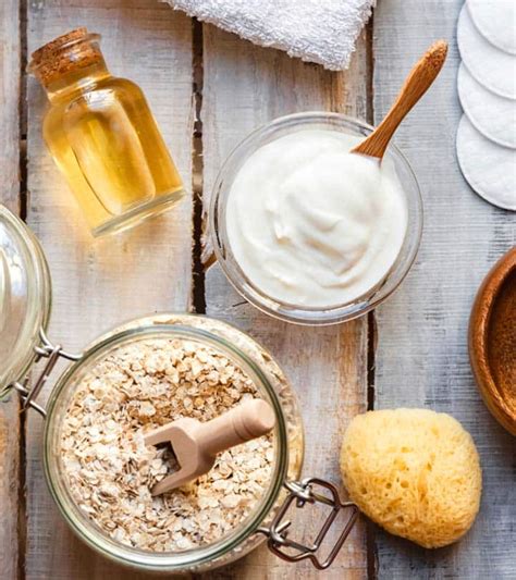 How To Make An Oatmeal Bath Its Benefits And How To Use It