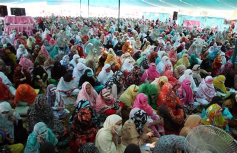 Women can also perform in a masjid if. Itikaf City of Minhaj-ul-Quran International - Itikaf City