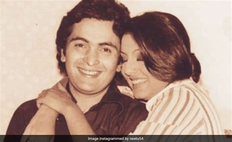 Neetu And Rishi Kapoors Lifelong Friendship Summed Up In This Throwback Pic