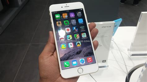 Iphone 6 Plus Hands On Review Photo Gallery And Video Gadgets To Use
