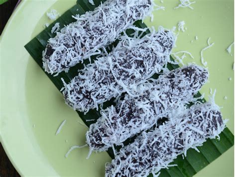 Lihat juga resep kue kering ulat bulu enak lainnya. Cara Masak Kuih Tradisional Melayu Paling Sedap & Mudah ...