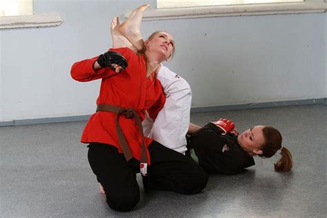 pin by tough girls on girls and martial arts women karate martial arts women martial arts girl