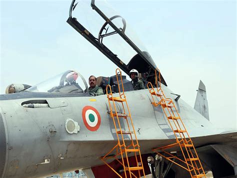 Iaf Chief Flies Su 30mki Fighter Jet To Witness Its ‘capability