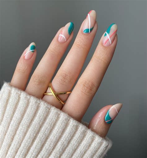 40 Stunning Geometric Nail Art Ideas You Must Try Hairstyle