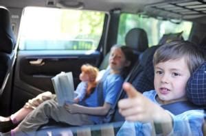 Ab welchem lebensjahr darf ein kind auf dem beifahrersitz mitfahren? Vorname.com - Ab wann Kinder vorne sitzen dürfen