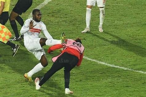 9 ساعة | الدوري المصري. بالفيديو: اشتباكات بين لاعبي الأهلي والزمالك بعد "نهائي ...