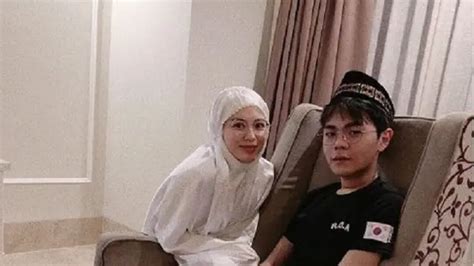 Ayana Jihye Moon Ajari Hijaiyah Adik Kesulitan Baca Huruf Ini Islami