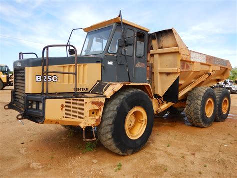 Bell B25c Articulated Truck Jm Wood Auction Company Inc