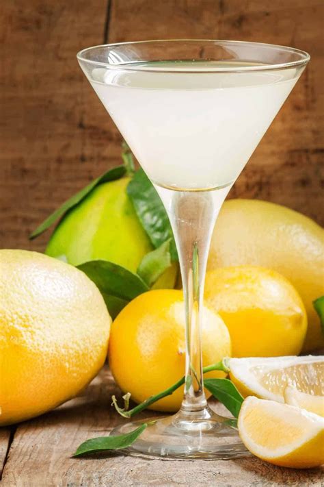 It has been described as a variant of, or as a take on, the vodka martini. Lemon Drop Martini | Recipe in 2020 | Lemon drop martini ...