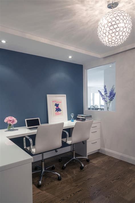 Modern Home Office Wall Decor Ideas A Simple Glass Top Table Neutral
