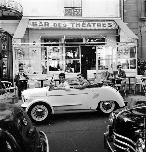Here Here A Tumblr Dedicated Entirely To Vintage French Photos You