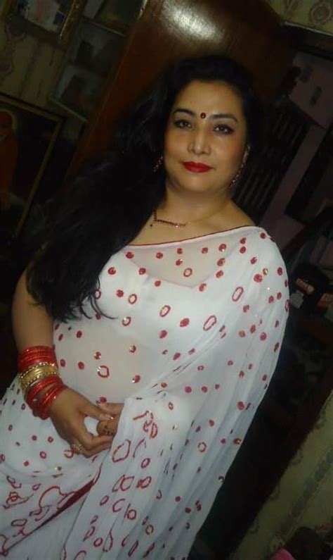 71 best desi aunties images on pinterest auntie saree free download nude photo gallery