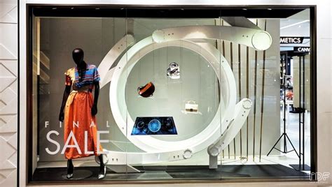 Choosing The Best Materials For Visual Merchandising Concepts In Luxury