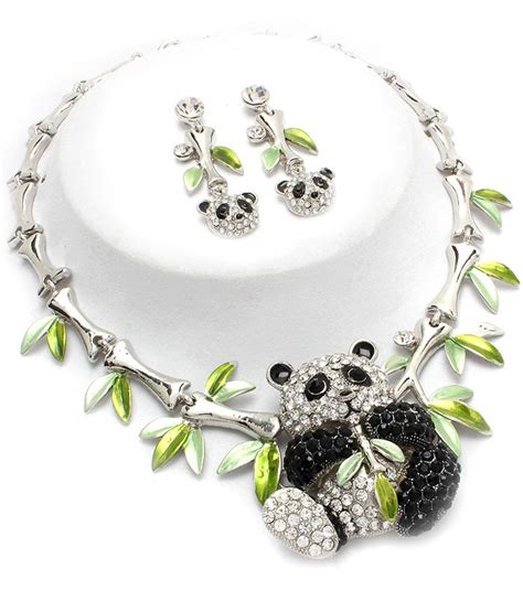 Beautiful Necklace And Earrings Jewelry Set Designed With Black And