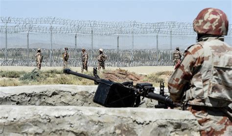 Bomb Kills Soldier Wounds 11 People In Southwest Pakistan Arab News Pk