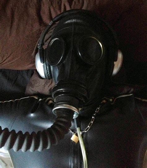 Tumblr Rubber Gas Masked Rebreather Guy Gay Bondage And Breath Control
