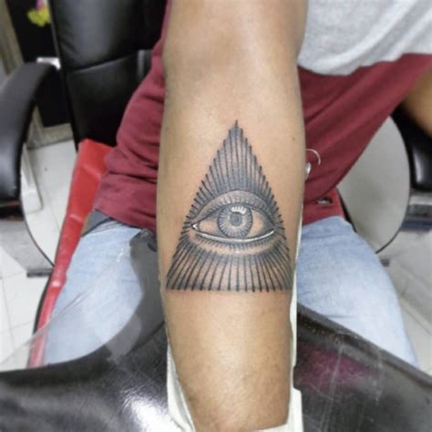 101 Amazing Illuminati Tattoo Designs You Need To See Outsons Men