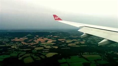 London Landing At Gatwick Airport Youtube
