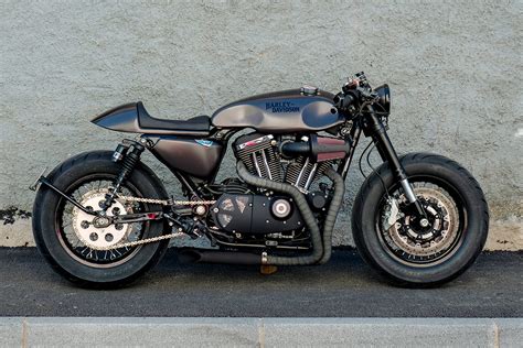 Awesome Harley Davidson Sportster Cafe Racer Retro Motor