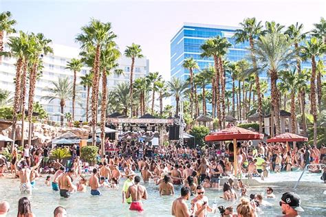 What Its Really Like Behind The Scenes At A Notorious Las Vegas Pool