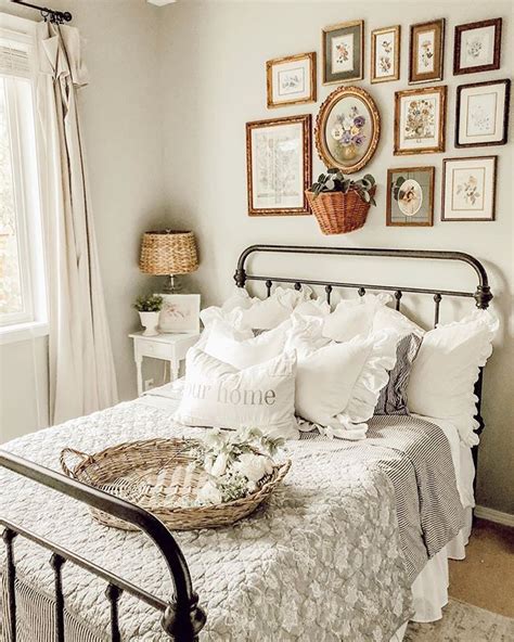 21 Cottage Bedroom Decorating Ideas Background Katie Katya