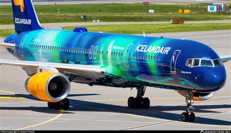 Tf Fiu Icelandair Boeing 757 256wl Photo By Simon Prechtl Id 972632