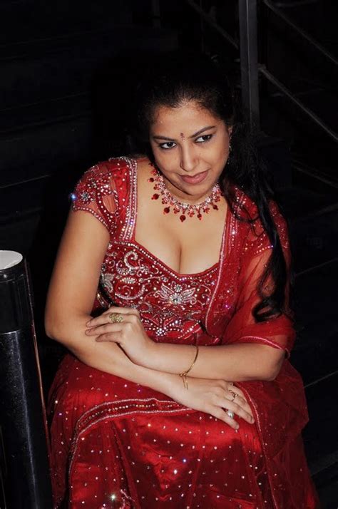 soyagam for ever tamil actress anusha hot stills