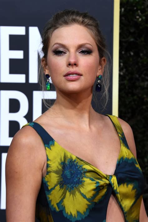 Taylor Swift At Golden Globes 2020 Taylor Swifts Hairstyle Without